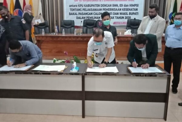 Jelang Pilkada Serentak 2020, BNNP Sultra -KPU Prov. Sultra Tandatangani MOU