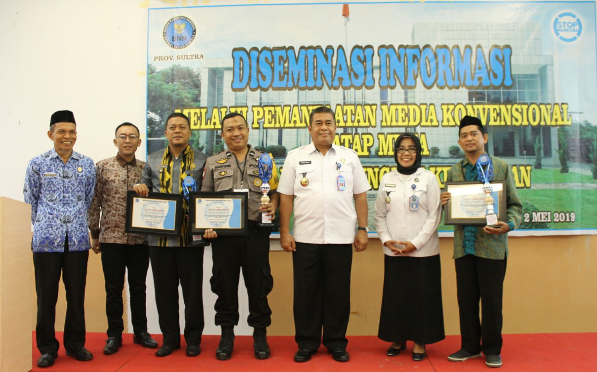 BNNP Sultra Gelar Lomba Pidato Antar Kelurahan BNNP Sultra Gelar Lomba Pidato Antar Kelurahan