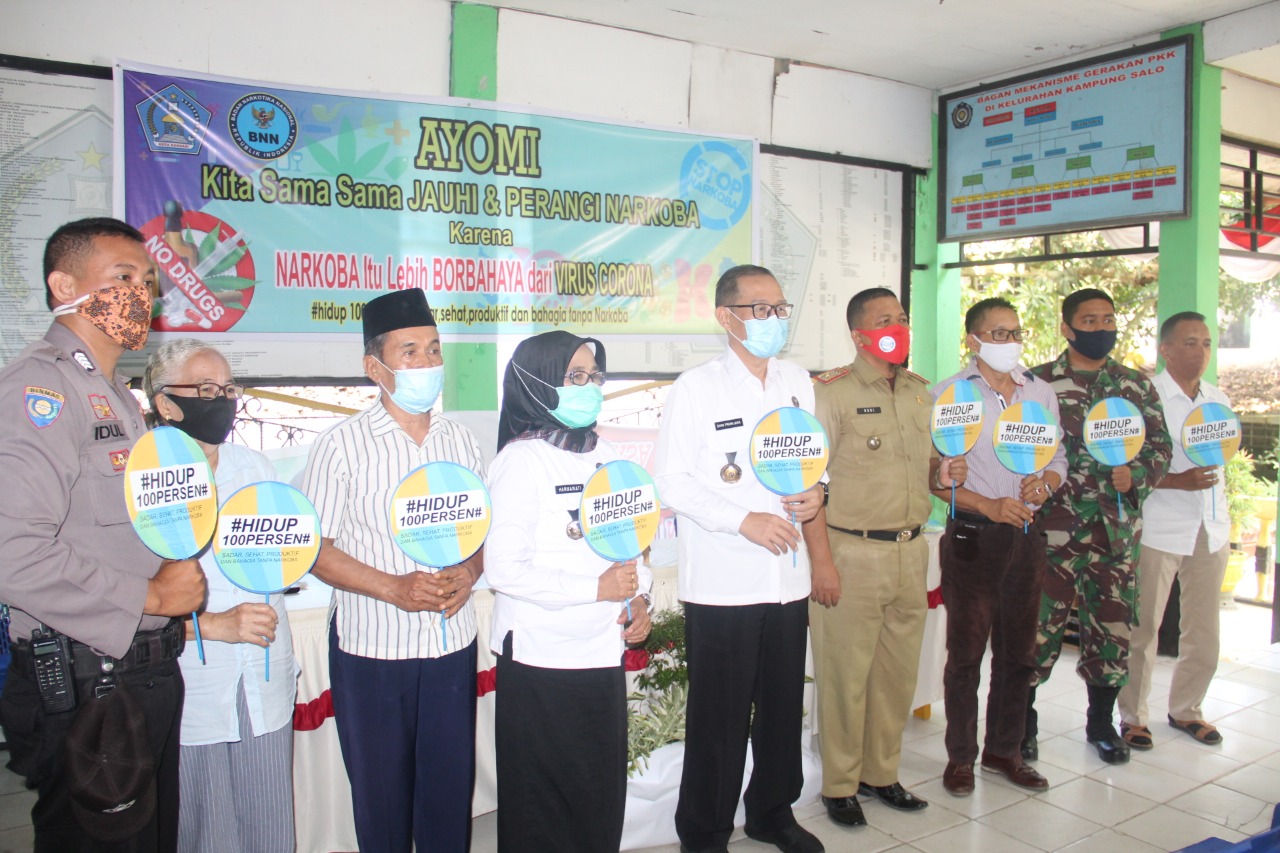 BNNP Sultra Berikan Penyuluhan Kepada Masyarakat Kelurahan/Desa Bersih Narkoba (Bersinar) di Kelurahan Kampung Salo
