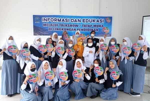 Tangkal Penyalahgunaan Narkoba diKalangan Pelajar, BNNP Sultra Edukasi Pelajar SMKN 3 Kendari Tangkal Penyalahgunaan Narkoba diKalangan Pelajar, BNNP Sultra Edukasi