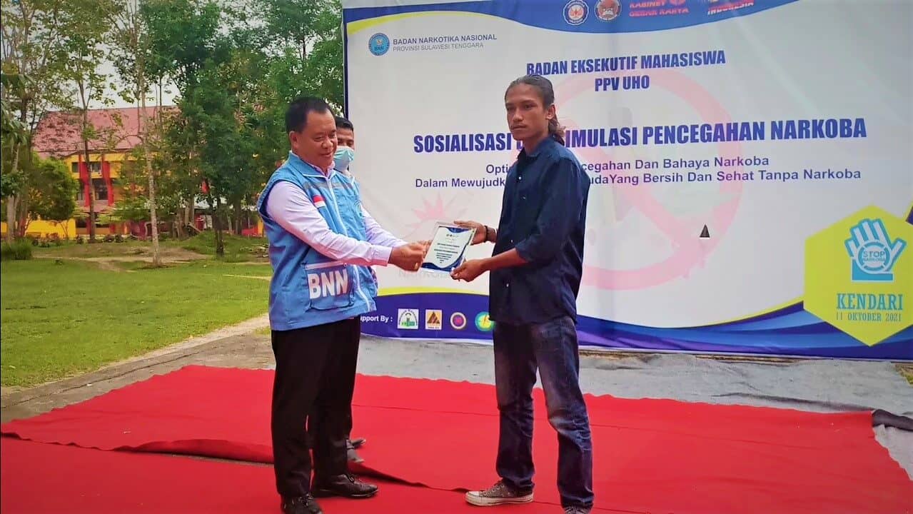 Ratusan Mahasiswa Baru Program Pendidikan Vokasi Universitas Halu Oleo Dibekali Sosialisasi dan Simulasi Pencegahan Narkoba