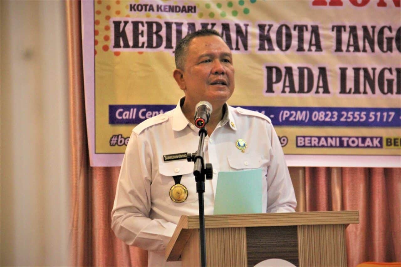 Kepala BNNP Sultra Berikan Materei pada Kegiatan Konsolidasi Kebijakan Kabupaten/Kota Tanggap Ancaman Narkoba (KOTAN) pada Lingkungan Pendidikan