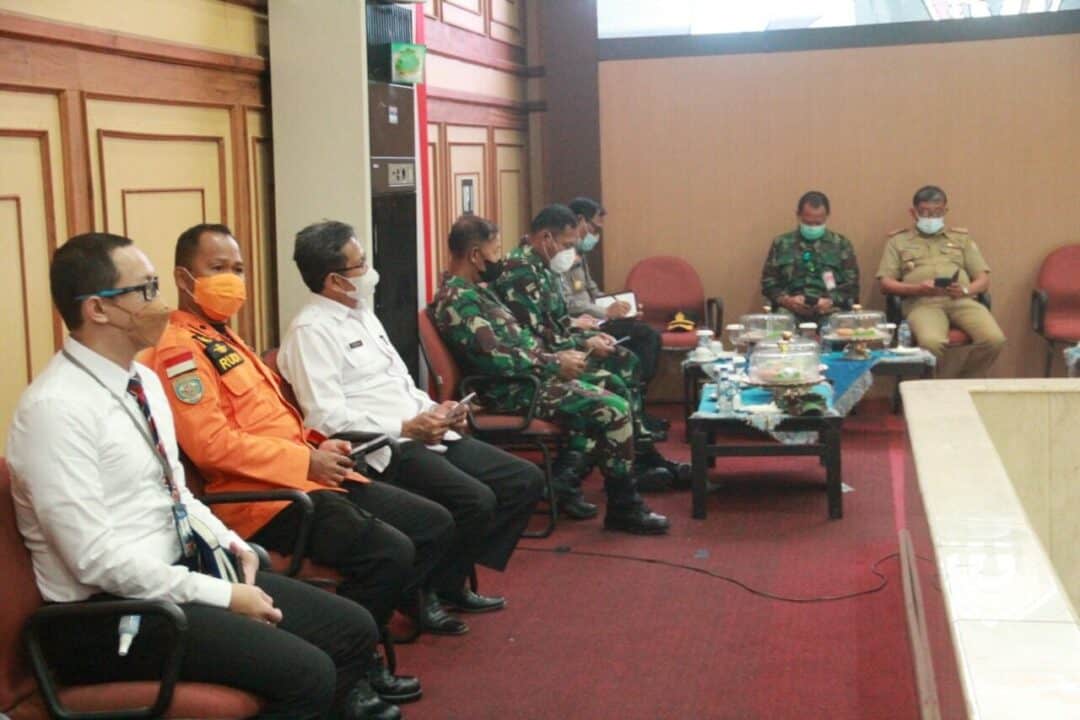 BNNP Sultra Hadiri Rapat Paripurna DPRD Provinsi Sulawesi Tenggara BNNP Sultra Hadiri Rapat Paripurna DPRD Provinsi Sulawesi Tenggara