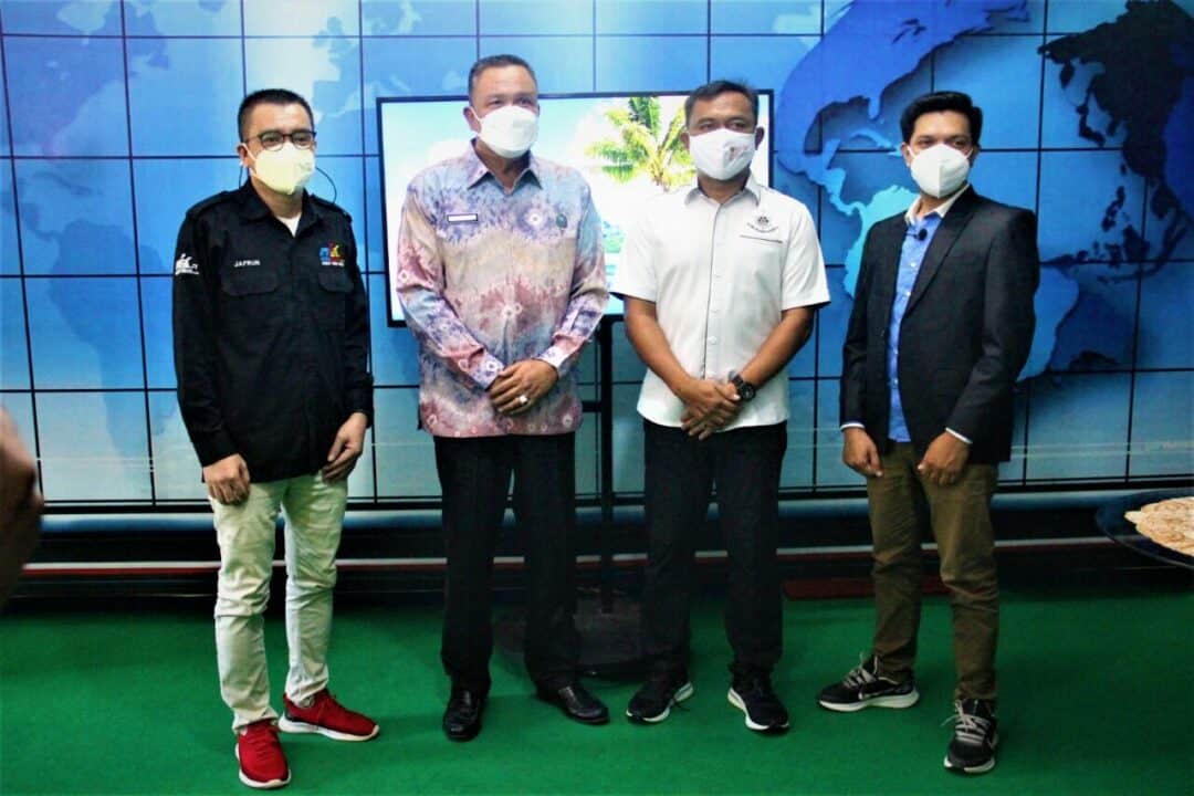 Jadi Narasumber diacara Bincang Kita, Kepala BNNP Sultra ajak Masyarakat Musuhi Narkoba Jadi Narasumber diacara Bincang Kita, Kepala BNNP Sultra ajak Masyarakat Musuhi Narkoba