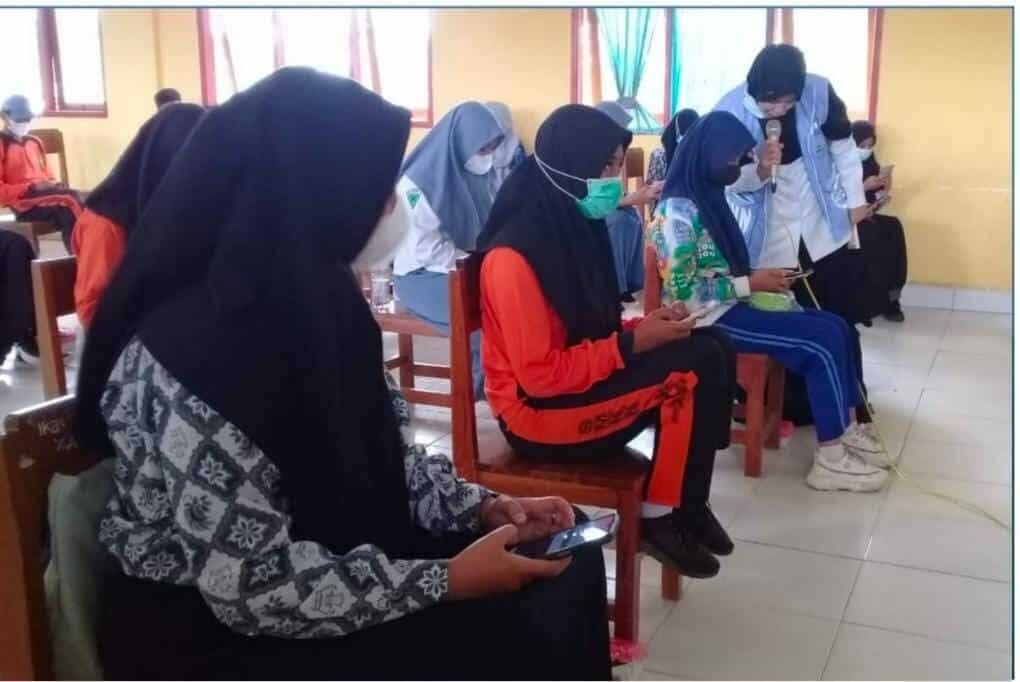 BNNP Sultra Survey Indeks Ketahanan diri Remaja (Dektari) di SMKN 6 Kendari BNNP Sultra Survey Indeks Ketahanan diri Remaja (Dektari) di SMKN 6 Kendari