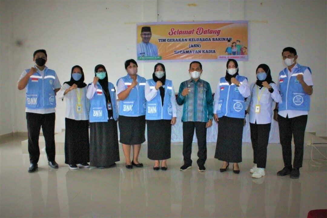 Wujudkan Lingkungan Kerja ASN Bebas dari Penyalahgunaan Narkoba, BNNP Sultra Test Urin di Kantor Kecamatan Kadia