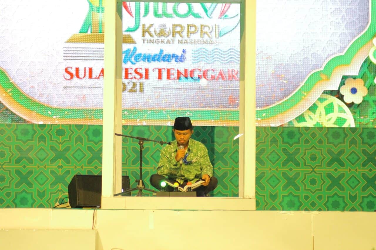BNNP Sultra wakili Khafilah Badan Narkotika Nasional (BNN) RI dalam ajang Musyawarah Tilawatil Qur'an (MTQ) Korpri V Tingkat Nasional. BNNP Sultra wakili Khafilah Badan Narkotika Nasional (BNN) RI dalam ajang Musyawarah Tilawatil Qur’an (MTQ) Korpri V Tingkat Nasional.